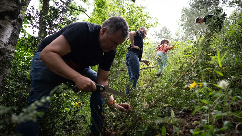 La confección de las fallas tradicionales de Andorra es una de las etapas más importantes y ...